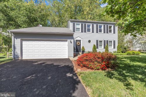 12714 Fantasia Dr, Herndon, VA 20170-2941