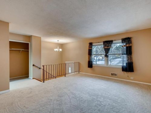 2953 Howard St, Saint Paul, MN 55109-1428