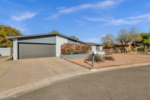 4636 Michelle Dr, Glendale AZ  85308-1519 exterior