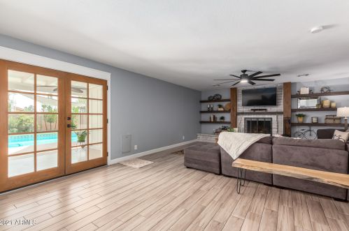 597 Jasper Dr, Chandler AZ 85226-1124 exterior