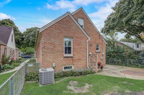 2919 85, Milwaukee WI 53222-4717 exterior