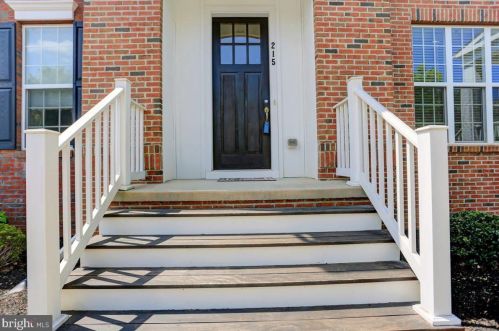 215 Shaw St, Navy Sup Dpt, PA 17050-4150