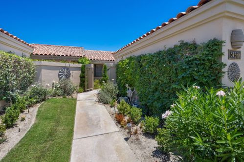 54660 Shoal Crk, La Quinta CA  92253-4781 exterior