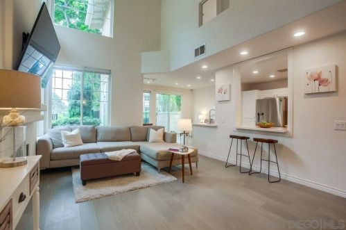 12087 World Trade Dr, San Diego, CA 92128-4682
