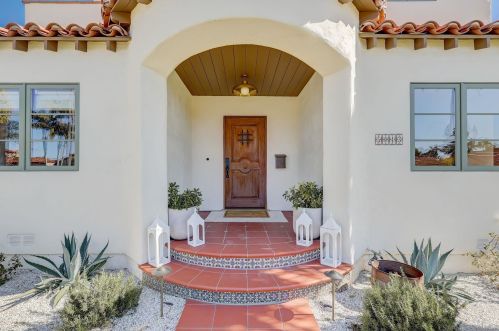 5043 Westminster Ter, San Diego, CA 92116-2104