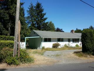 11407 Military Rd, Lakewood, WA 98498-1647