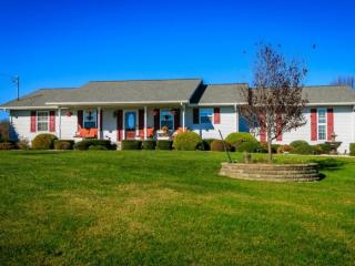 238 Ridgecrest Rd, Jonesborough, TN 37659-6041