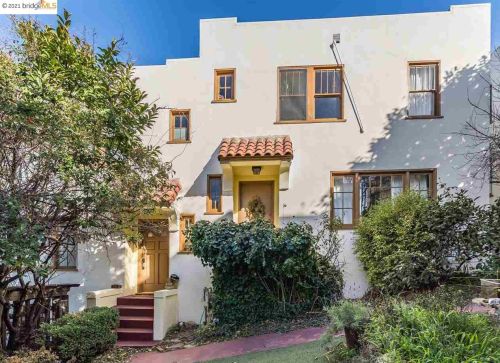 966 Bayview Ave, Oakland, CA 94610-4066