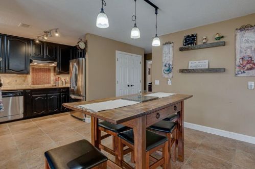 7724 Grassland Dr, Fort Worth TX 76133-7922 exterior