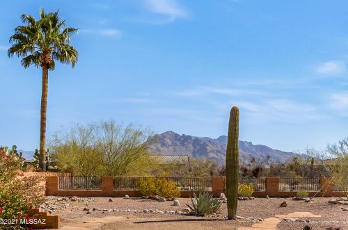 8448 Coral Ridge Loop, Tucson, AZ 85704-0912