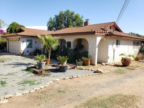 18935 Kross Rd, Riverside, CA 92508-8831