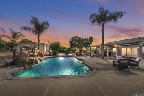 16820 Palomino Pl, Riverside, CA 92504-5863
