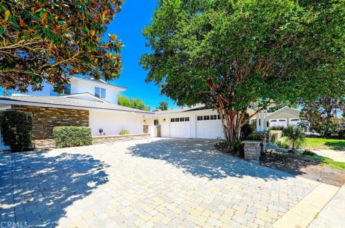 937 Fairway Dr, Orange, CA 92866-3201