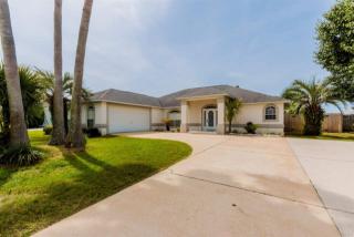205 Clear Lake Dr, Pensacola, FL 32507-8126