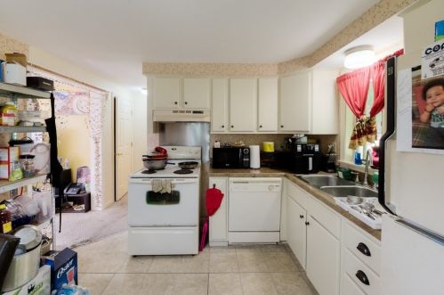 14 Linwood Rd, Natick MA 01760-3707 exterior