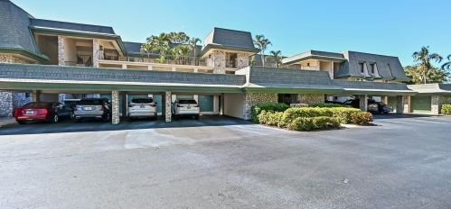 424 Wildwood Ln, Naples, FL 34105-3234