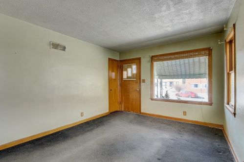 3508 Howell Ave, Milwaukee, WI 53207-3322