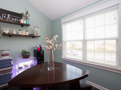 110 Hummock Dr, Pataskala OH  43062-7911 exterior