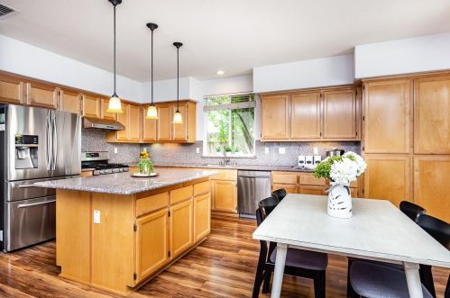 6050 Ventura Way, Folsom CA  95762-5563 exterior