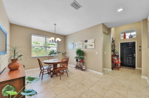 10719 Carloway Hills Dr, Wimauma FL  33598-6140 exterior