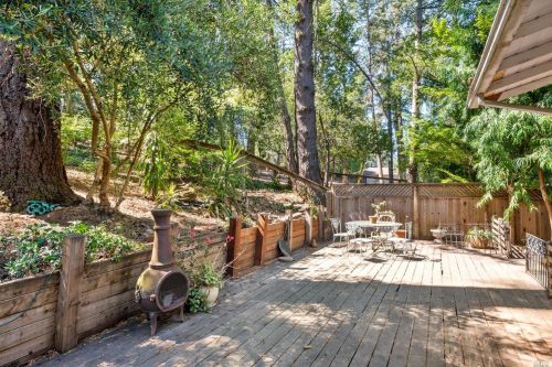 5372 Montecito Ave, Santa Rosa CA 95404-1954 exterior