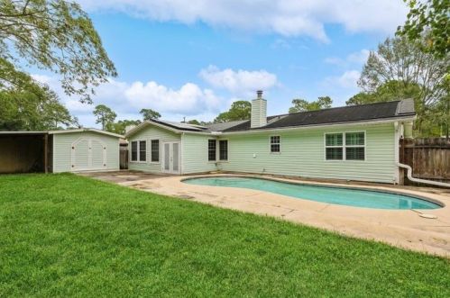 1612 Campbell Dr, Fort Walton Beach FL  32547-1040 exterior