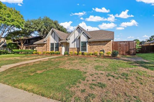 1653 Belltower Dr, Lewisville TX  75067-3202 exterior