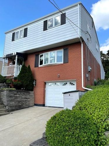 6319 Crestview Dr, Library, PA 15129-9643