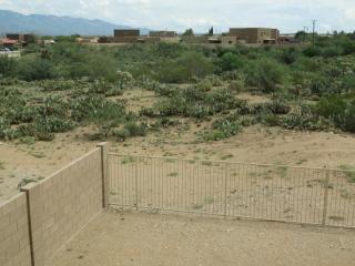 1458 Wentworth Rd, Santa Rita, AZ