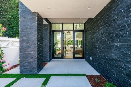 1813 Walnut Ave, Manhattan Beach CA  90266-5018 exterior