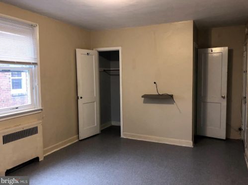 6926 Ardleigh St, Philadelphia PA 19118-3415 exterior