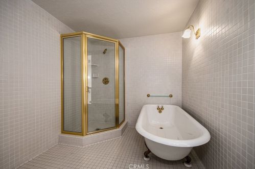 4875 Acacia Ave, San Bernardino CA  92407-3105 exterior