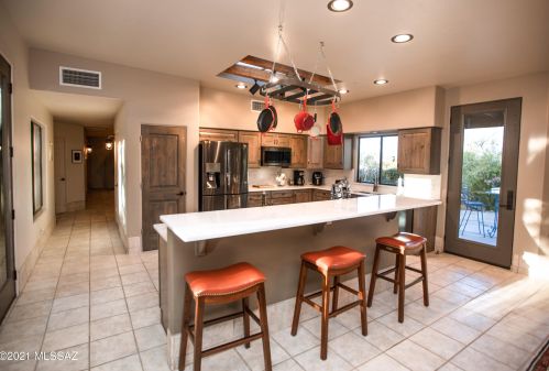 5575 Camino De Oeste, Tucson, AZ 85745-8941