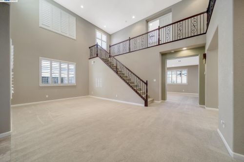 20777 Fairway Dr, Grayson, CA 95363-8913