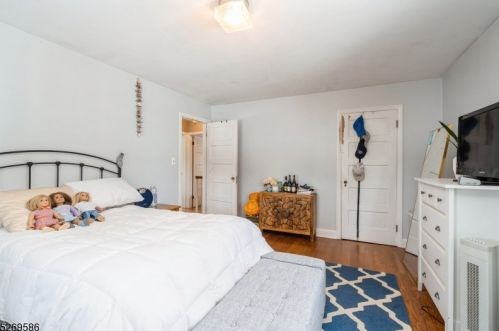 1060 County Road 523, Flemington NJ  08822-7038 exterior