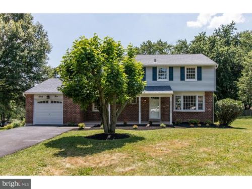 64 Cherry Blossom Dr, Southampton, PA 18966-1092