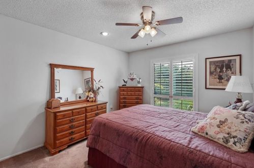 6017 Pier Pl Dr, Lakeland FL 33813-3786 exterior