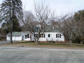 39 Sharp Hill Rd, Uncasville, CT 06382-2035