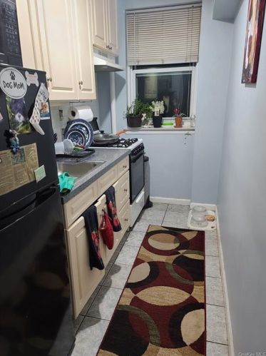 290 Collins Ave, Mount Vernon NY  10552-1734 exterior