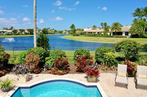 111 Victoria Bay Ct, West Palm Beach, FL 33418-5764