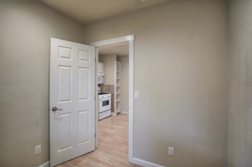 180 Empire St, San Jose CA  95112-3311 exterior