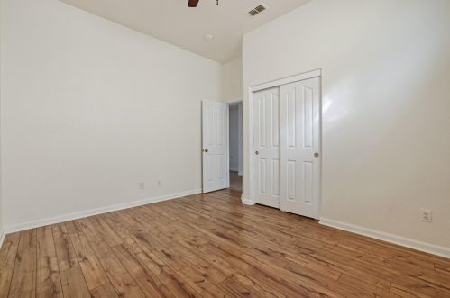 17769 Golden Spike Trl, Lathrop CA  95330-9373 exterior