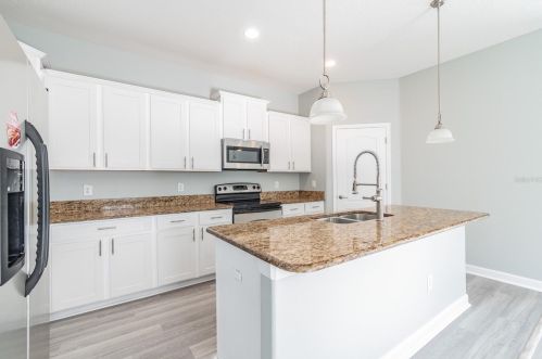 13408 Graham Yarden Dr, Riverview FL  33579-2390 exterior