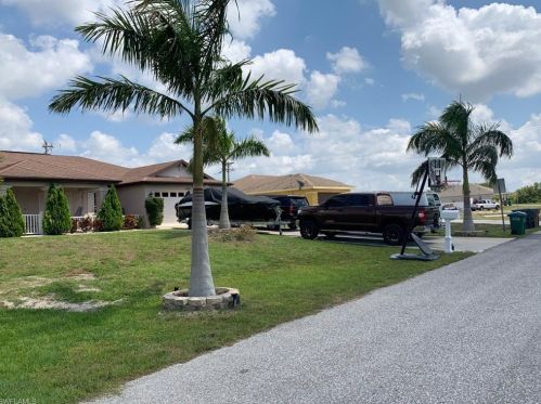 2107 10th Ave, Cape Coral, FL 33909-4408