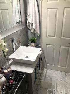 407 Nevada St, Ontario CA  91761-2532 exterior