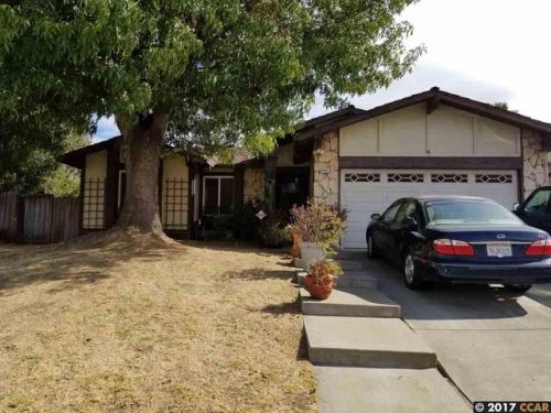 2201 Jacqueline Dr, West Pittsburg, CA 94565-4435