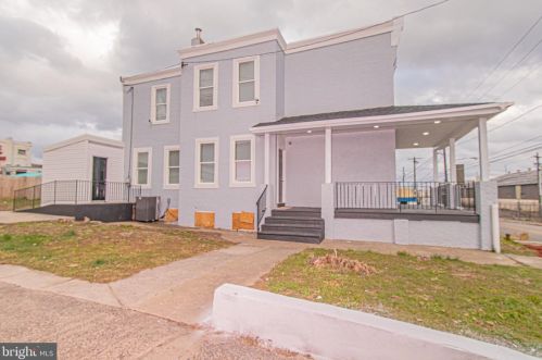 6112 Keystone St, Philadelphia PA 19135-2422 exterior