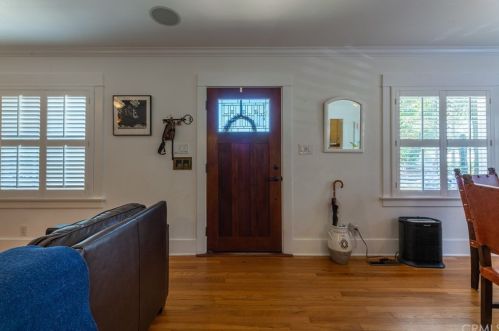 4240 Elko St, Long Beach, CA 90814-1712