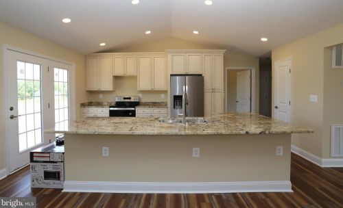 32803 Indiantown Rd, Locust Grove VA  22508-2312 exterior