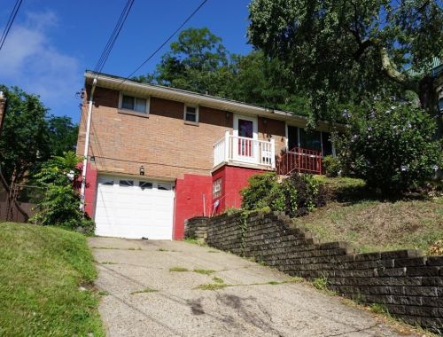1552 Dagmar Ave, Pittsburgh, PA 15216-3715